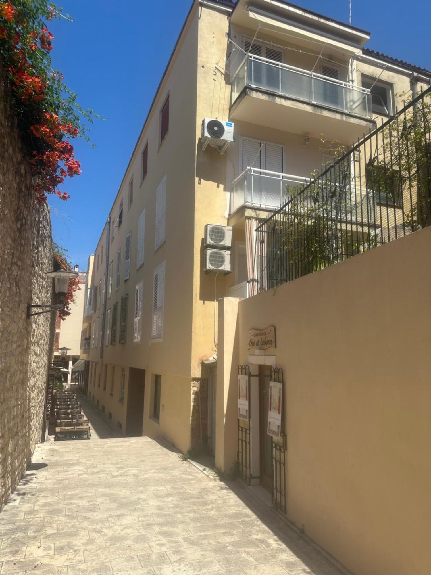 Amaro Luxury Room & Studio Apartman With Balcony Zadar Exterior foto